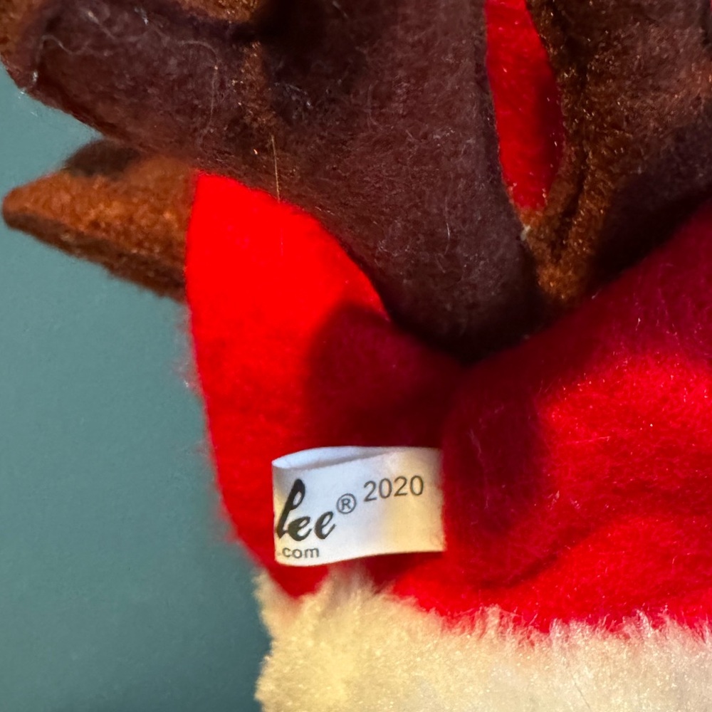 Annalee 12” Very Merry Reindeer Christmas Doll Retired Holiday 2020 Santa Hat - Picture 7 of 7